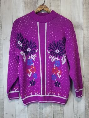 Grace Purple Floral Sweater. Ladies Size Large.
